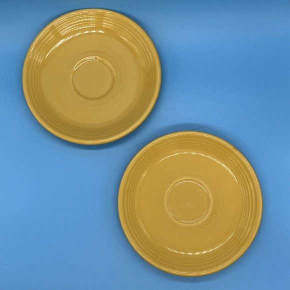 Sett Of 2 Vintage Yellow Genuine Fiesta HLO 6" Saucer Plates Bread Salad Plate - Picture 4 of 6